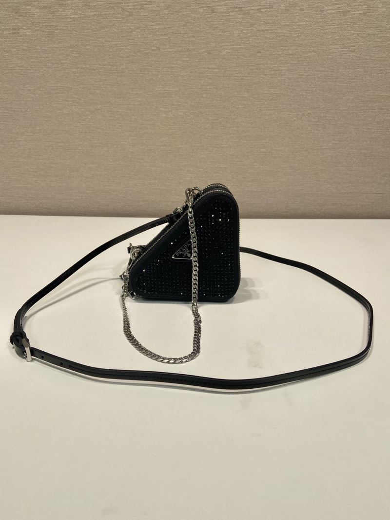 Pra*a triangle pouch